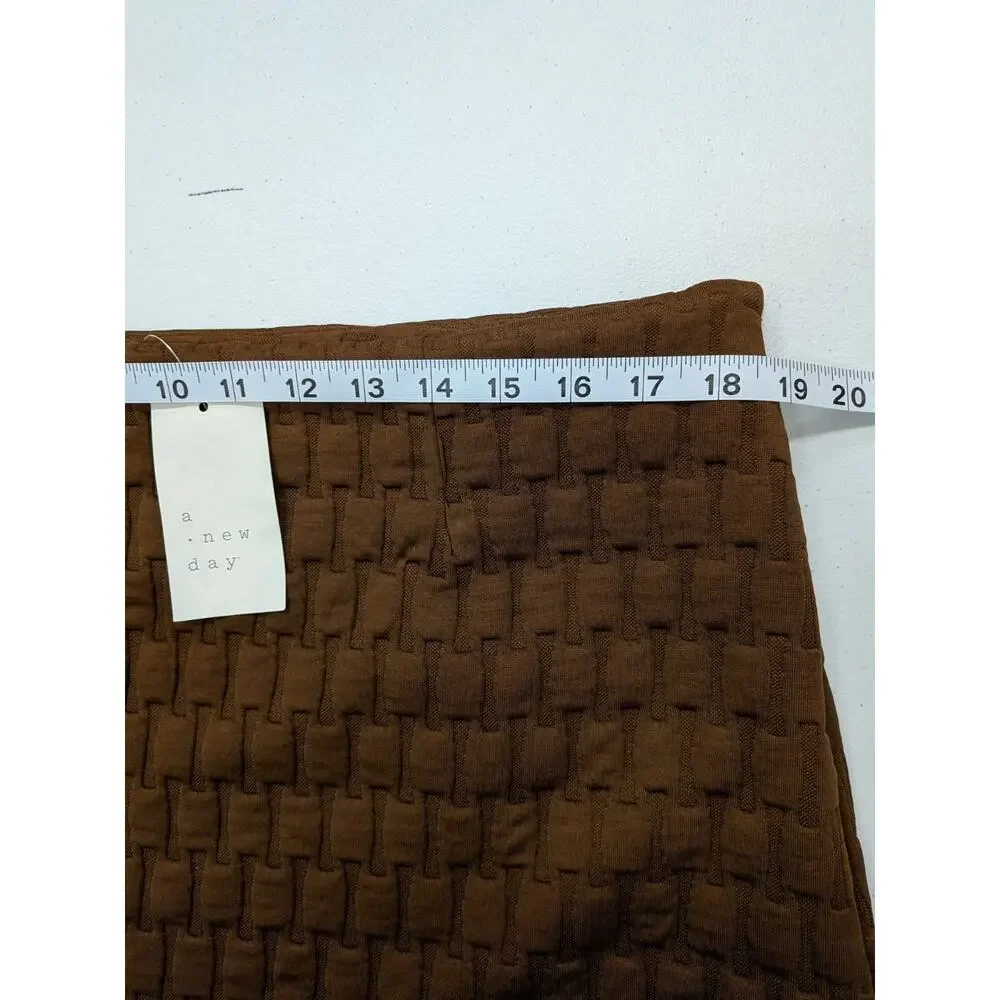 A New Day Brown Textured Mini Skirt Size 14 Lined High Waist NWT